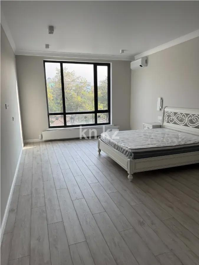 Продажа 3-комнатной квартиры, 140 м² в Алматы - фото 2