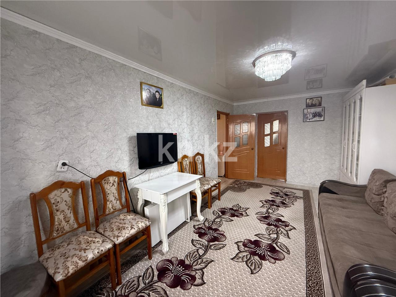 Продажа 3-комнатной квартиры, 59 м², мкр-н 15, дом  8 в Караганде - фото 2