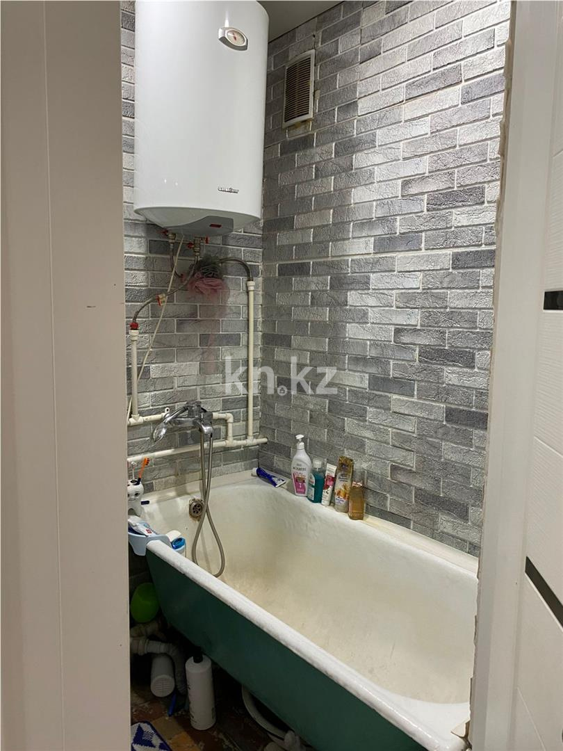 Продажа 3-комнатной квартиры, 62 м², 17-й мкр. в Караганде - фото 6