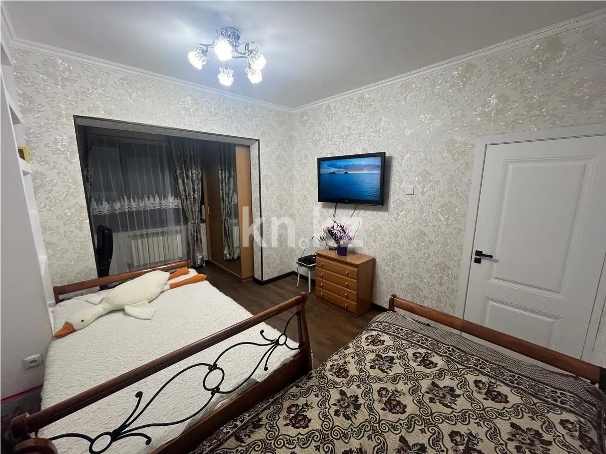 Продажа 3-комнатной квартиры, 70 м², ул. Мынбаева, дом  38 в Алматы - фото 2