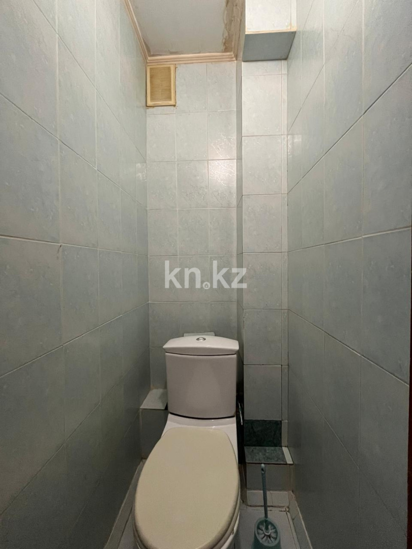 Продажа 1-комнатной квартиры, 42 м², ул. Таттимбета, дом  19 в Караганде - фото 5