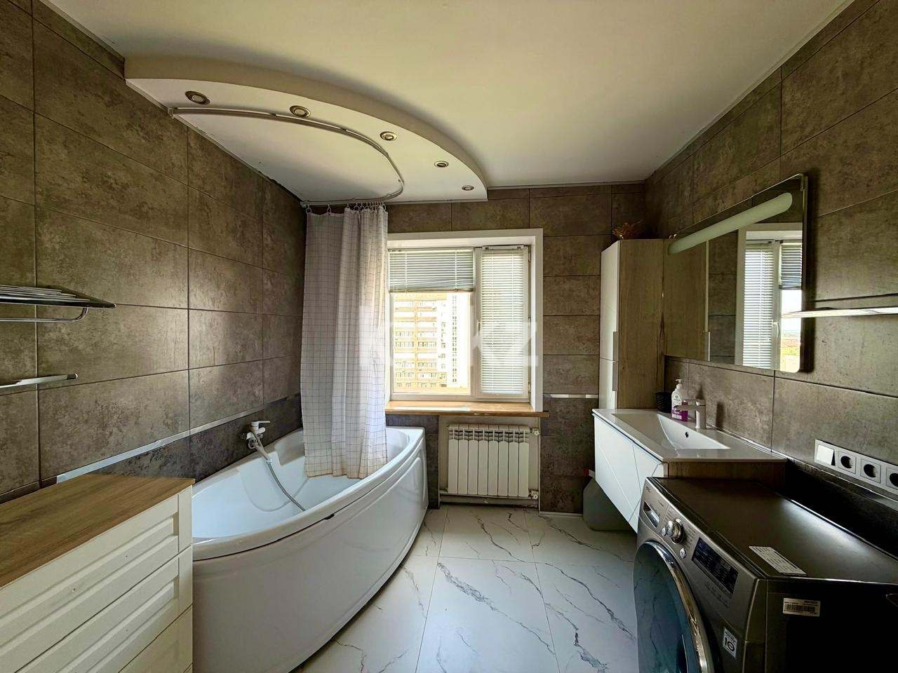 Продажа 4-комнатной квартиры, 76 м² в Караганде - фото 10
