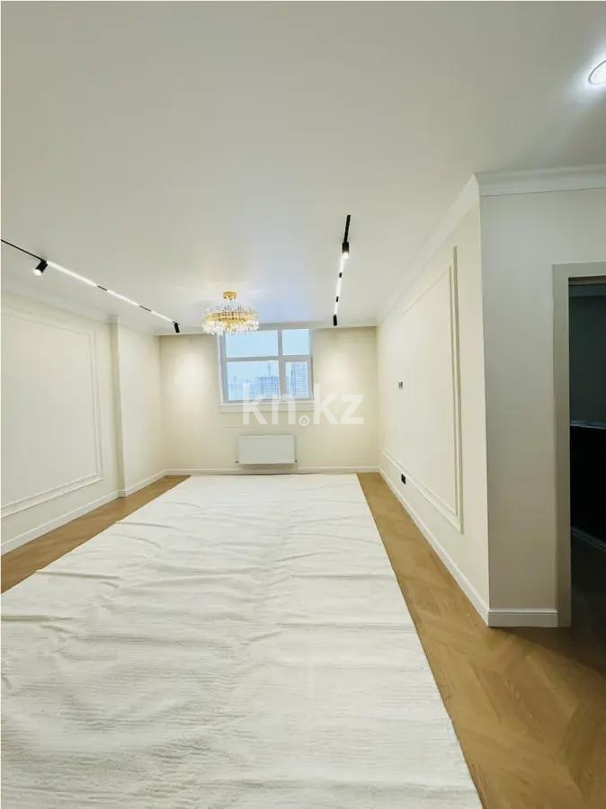 Продажа 2-комнатной квартиры, 68 м² в Астане