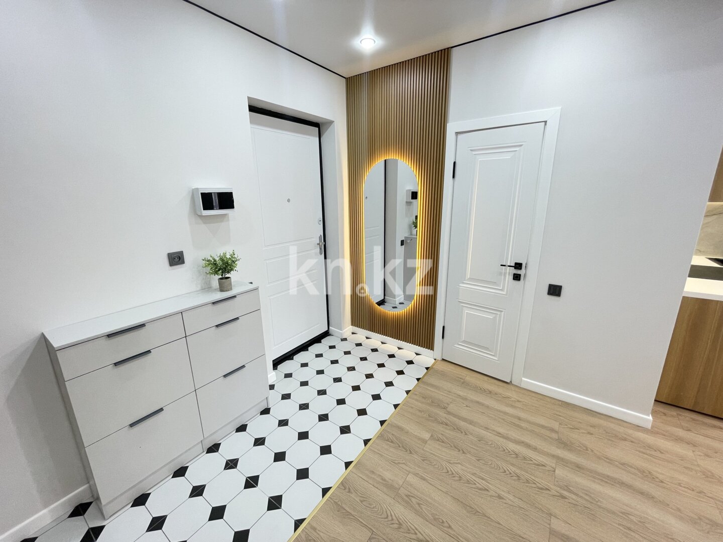 Продажа 2-комнатной квартиры, 37 м² в Алматы - фото 7