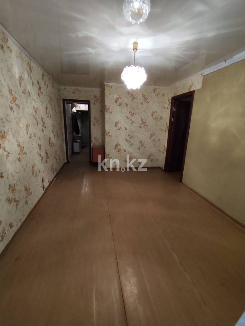 Продажа 3-комнатной квартиры, 51.5 м², ул. Оракбаева, дом  35 в Уральске - фото 2