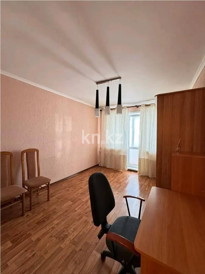 Продажа 3-комнатной квартиры, 60 м², ул. Лободы, дом  25 в Караганде - фото 4