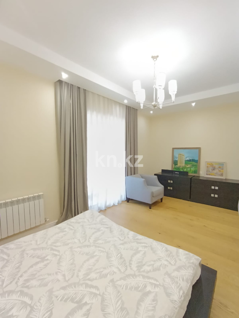 Аренда 4-комнатной квартиры, 175 м², ул. Карашаш Ана, дом  21 в Астане - фото 35