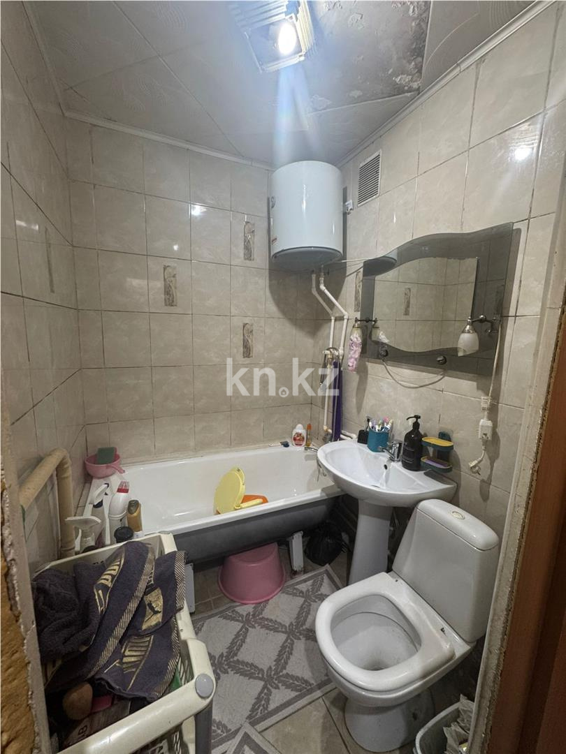 Продажа 3-комнатной квартиры, 60 м², ул. Пичугина в Караганде - фото 8