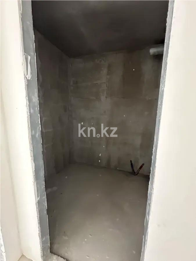 Продажа 2-комнатной квартиры, 60 м², ул. Толе би, дом  290/1 в Алматы - фото 4