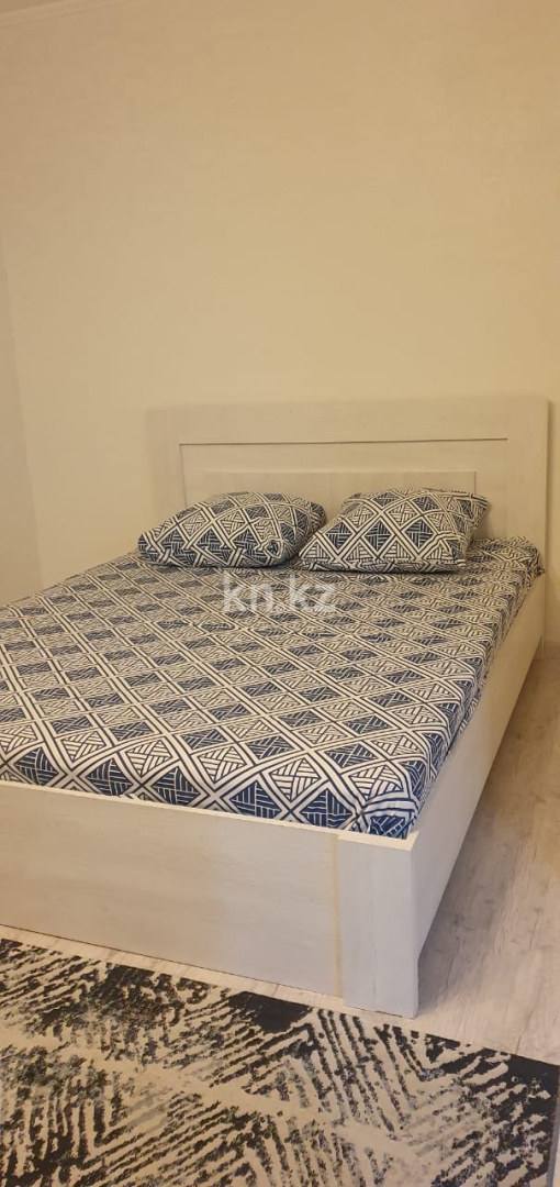 Аренда 1-комнатной квартиры посуточно, 32 м², ул. Казахстан, дом  82/1 в Усть-Каменогорске - фото 3