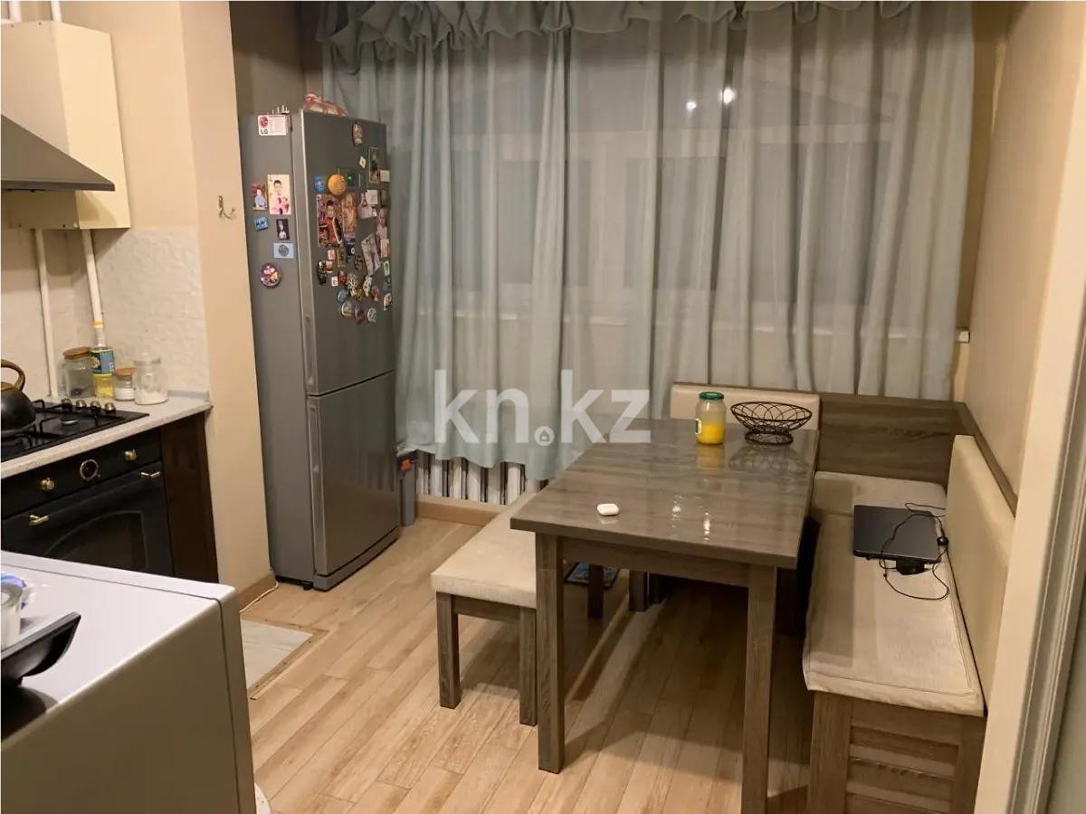 Продажа 3-комнатной квартиры, 72.6 м² в Алматы - фото 4