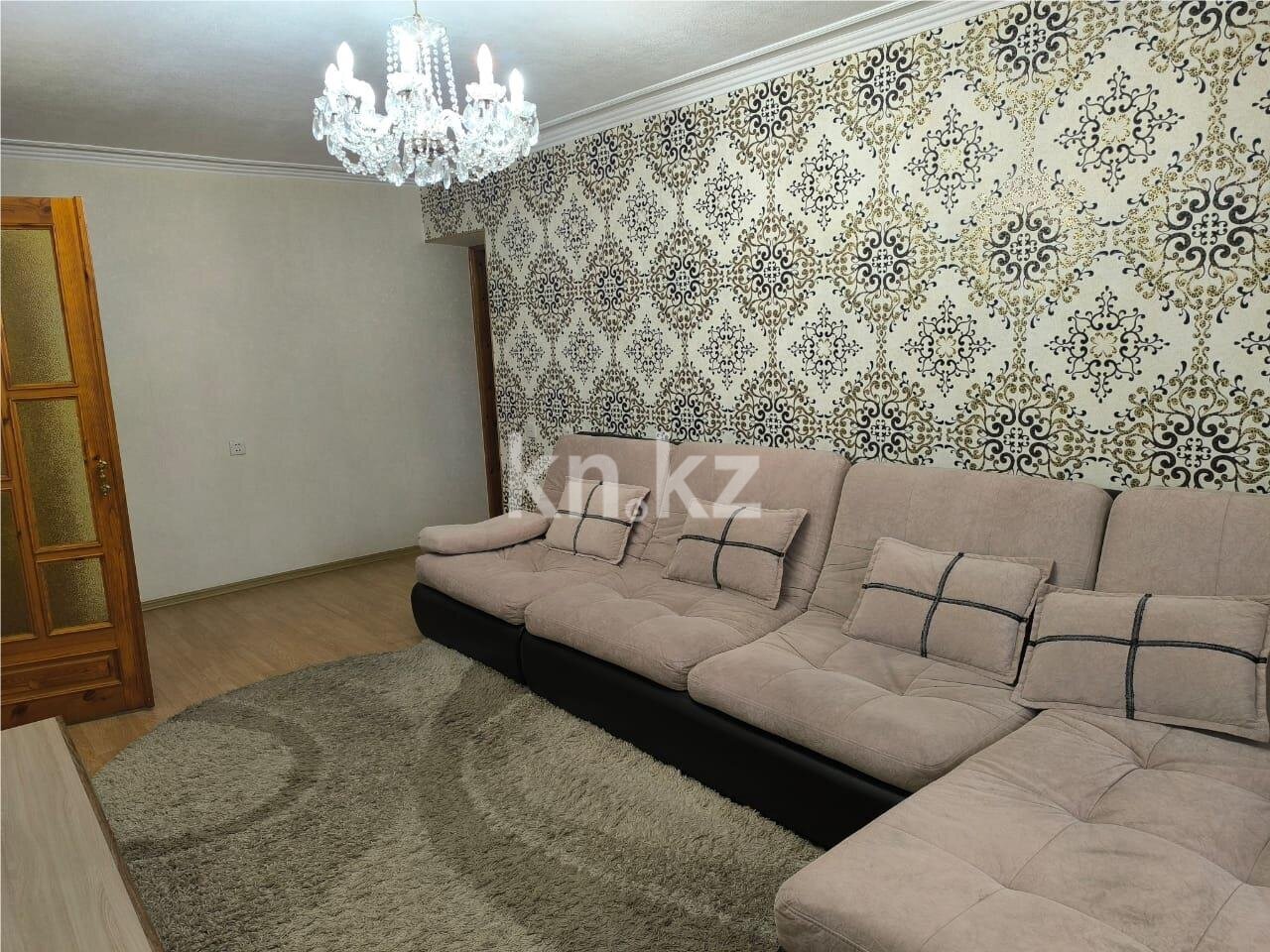 Продажа 5-комнатной квартиры, 101 м² в Караганде