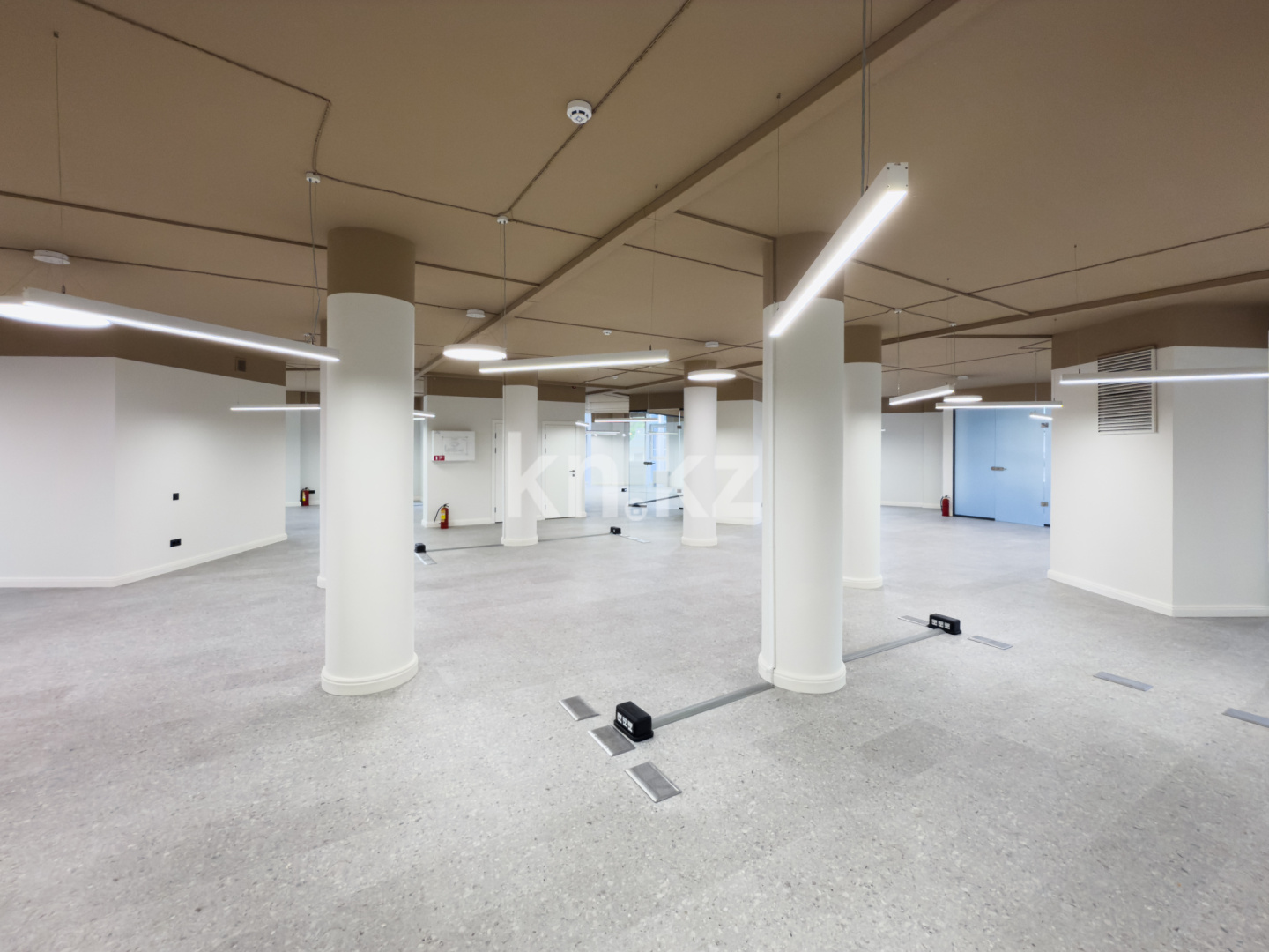 Аренда , Достык, дом  188 - пр. Аль-Фараби в Алматы - фото 13