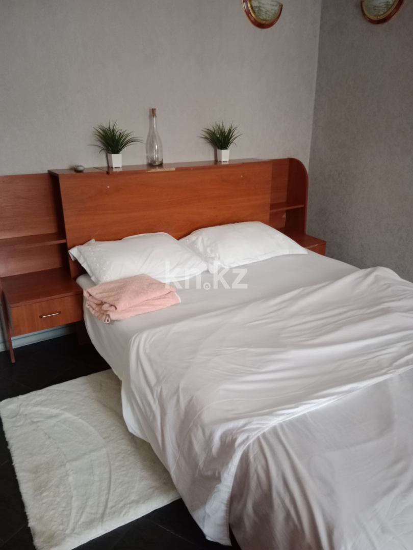 Аренда 2-комнатной квартиры посуточно, 44 м², ул. Казахстан, дом  104 в Усть-Каменогорске - фото 5