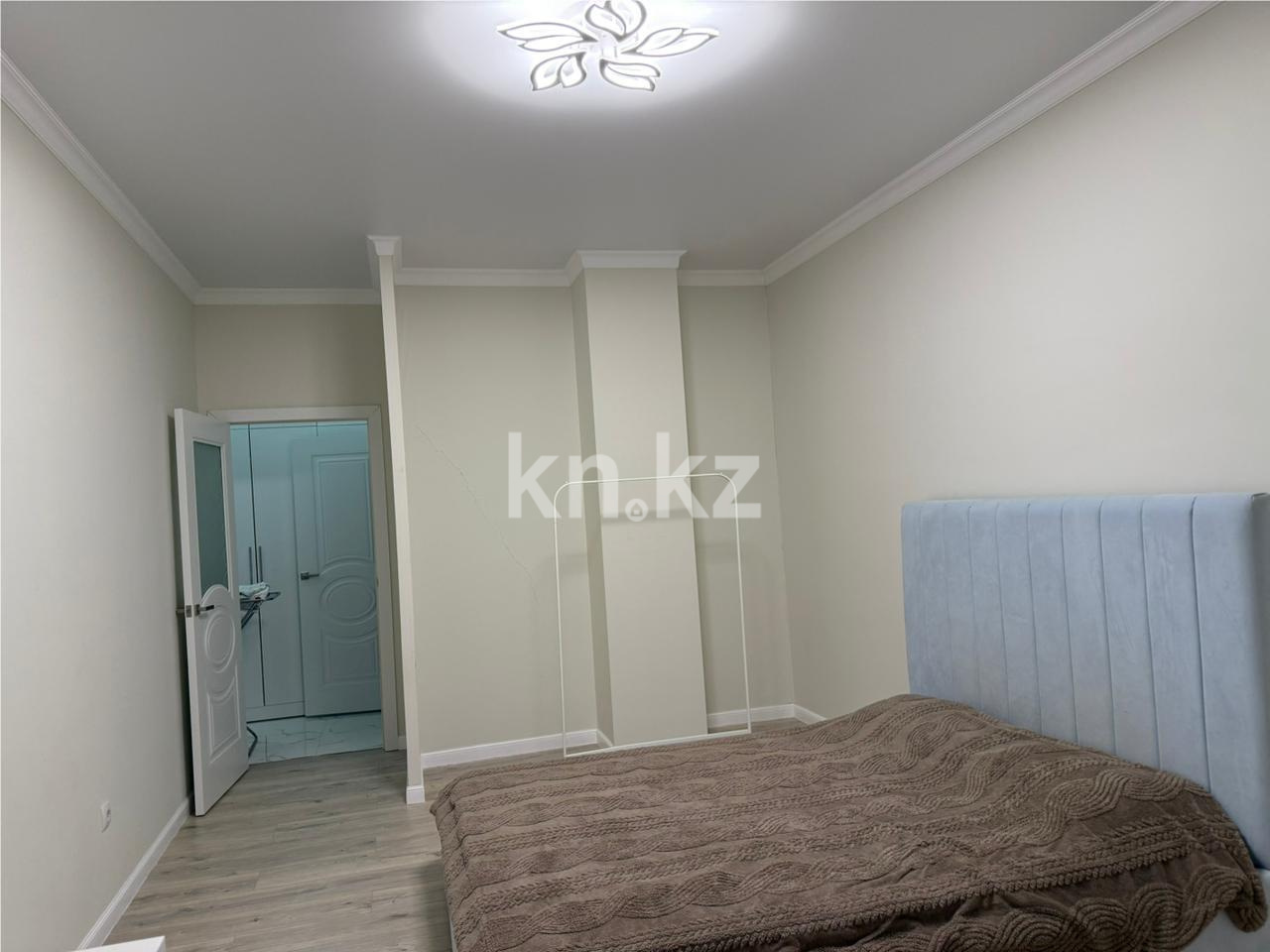 Продажа 2-комнатной квартиры, 68 м², пр. Шахтеров, дом  46/1 в Караганде - фото 5