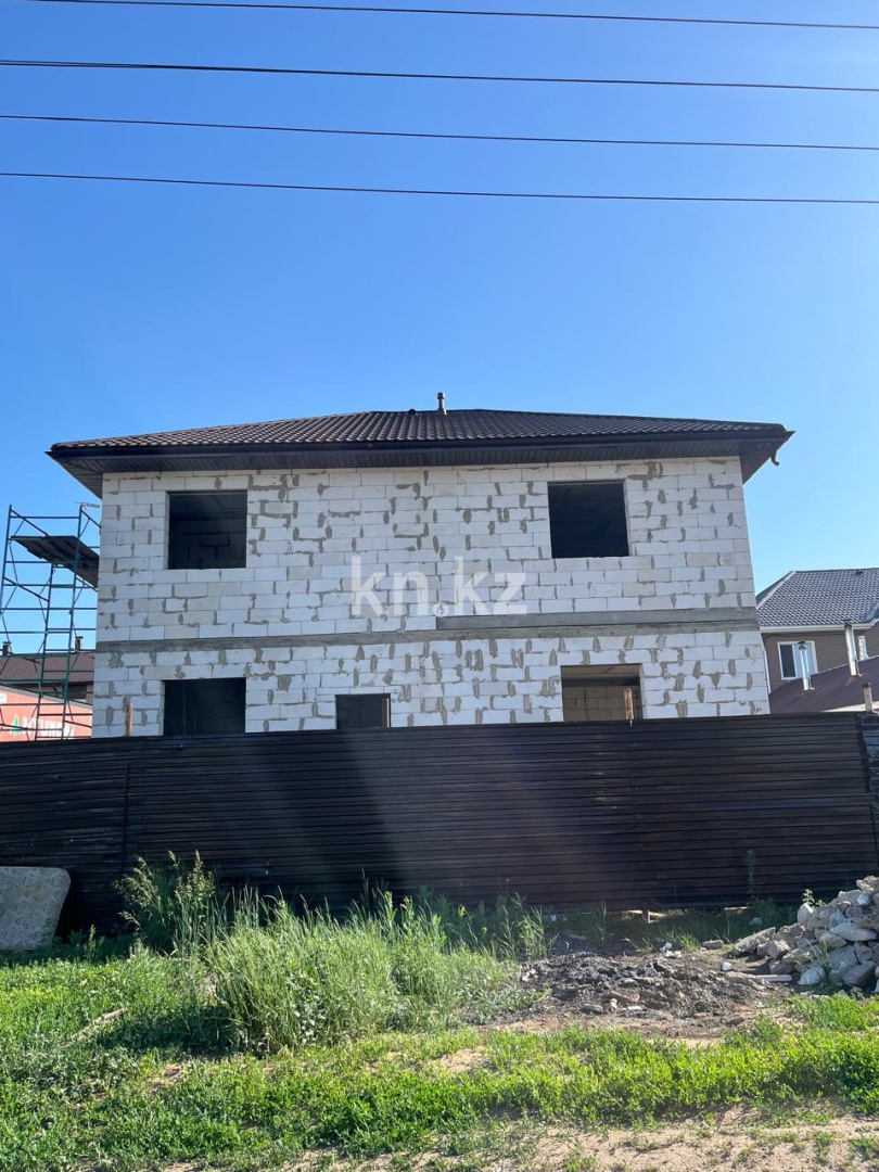 Продажа 10-комнатного дома, 392 м² в Астане - фото 2