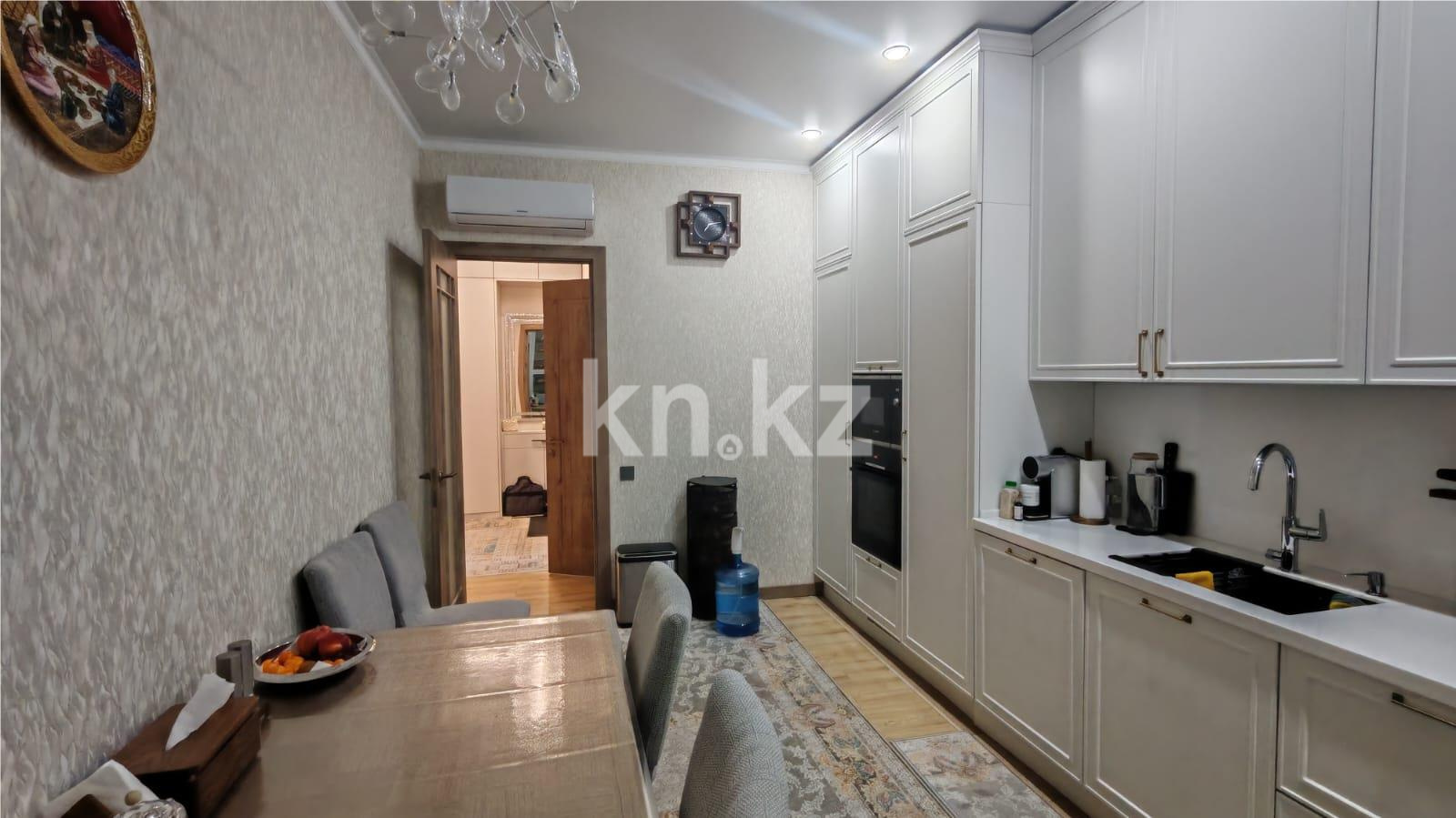 Продажа 4-комнатной квартиры, 123 м², ул. Дюсембекова в Караганде - фото 13
