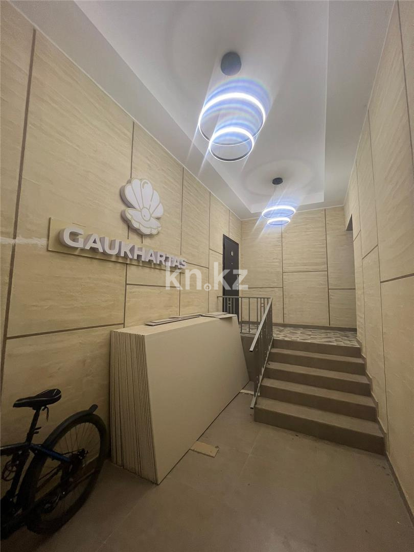 Продажа 4-комнатной квартиры, 107 м², ул. 3-я, дом  42б в Караганде - фото 18