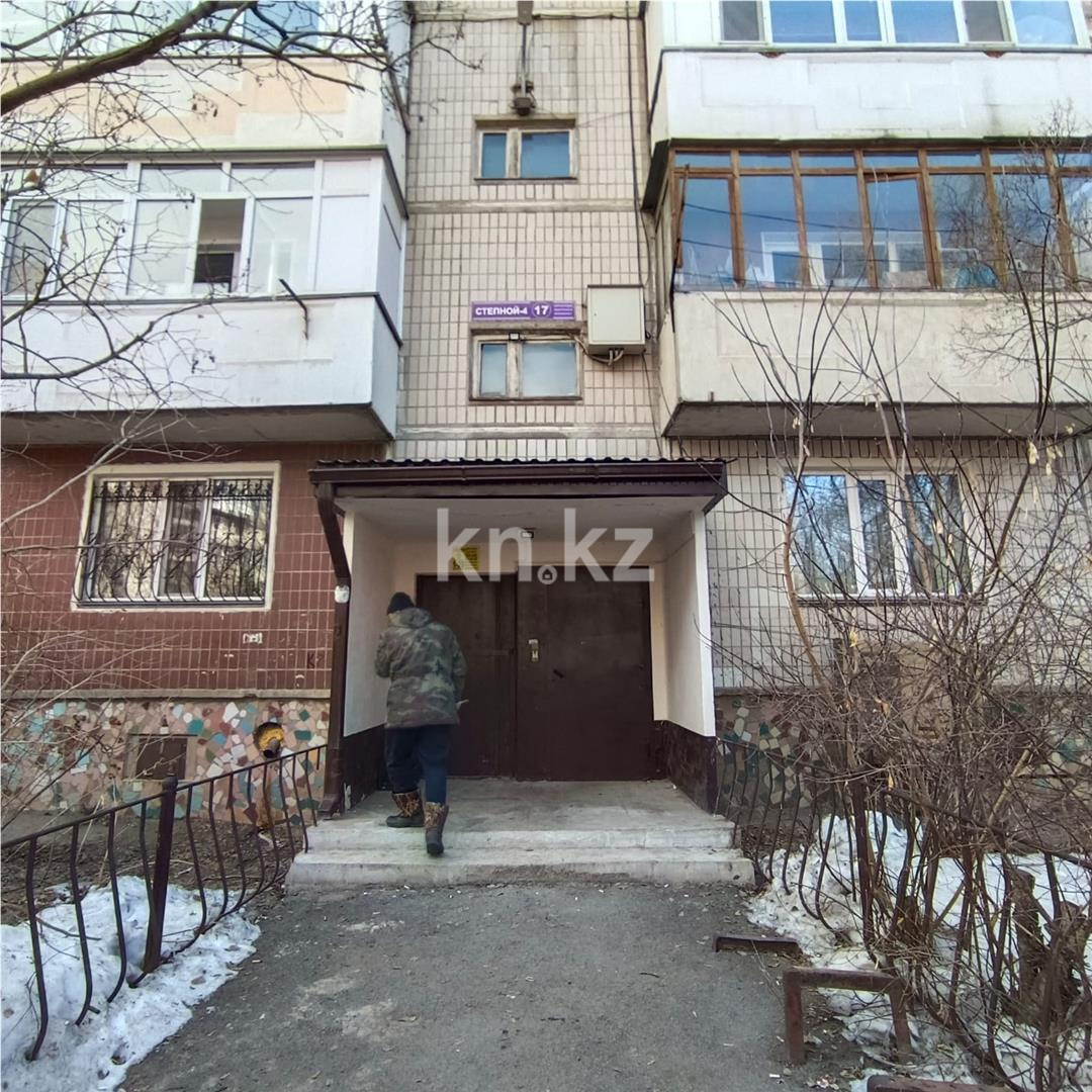Продажа 1-комнатной квартиры, 42 м², мкр-н Степной-4, дом  17 в Караганде - фото 5