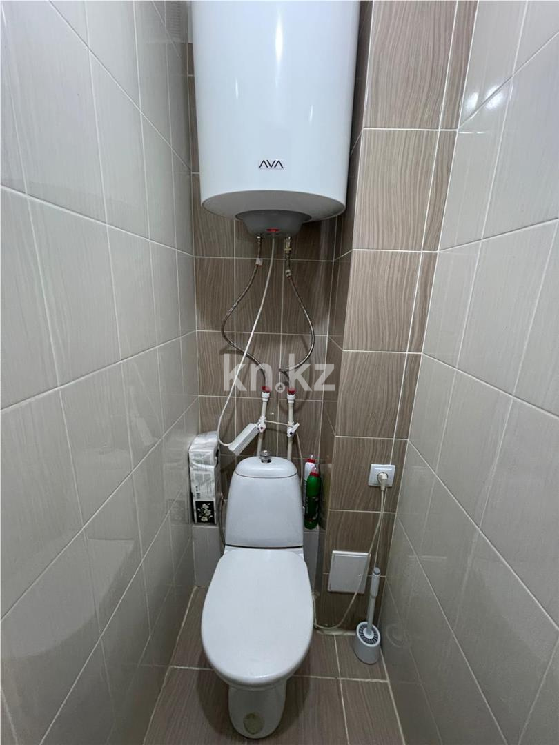 Продажа 3-комнатной квартиры, 63 м², ул. Таттимбета в Караганде - фото 11