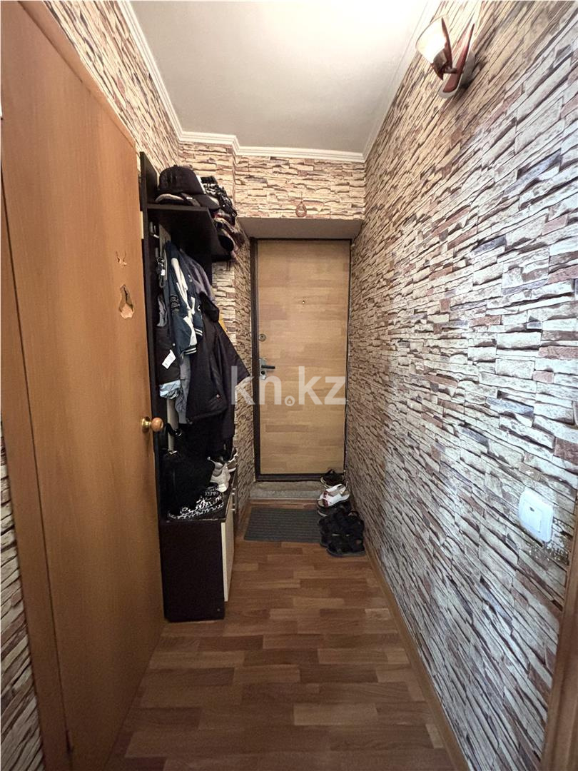 Продажа 1-комнатной квартиры, 30 м², ул. Аманжолова, дом  21 в Караганде - фото 8
