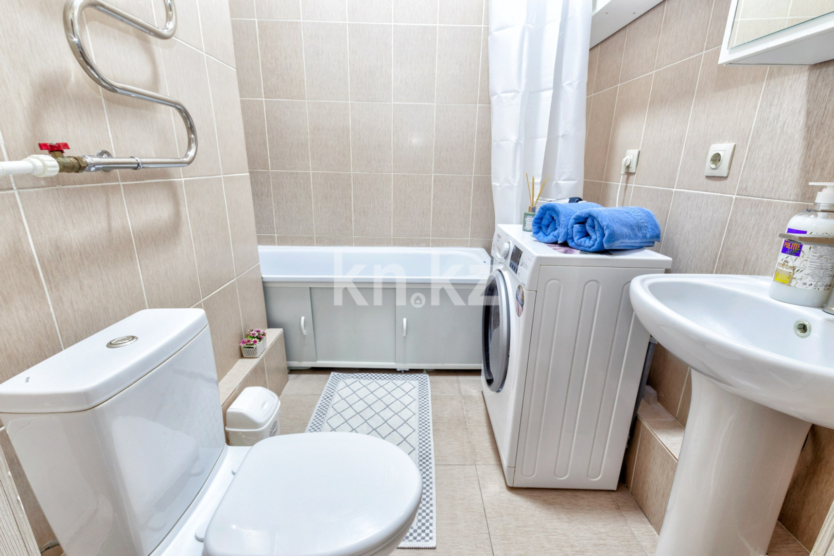 Аренда 2-комнатной квартиры посуточно, 65 м², пр. Кабанбай батыра, дом  60/11 - ул. Гейдара Алиева в Астане - фото 11