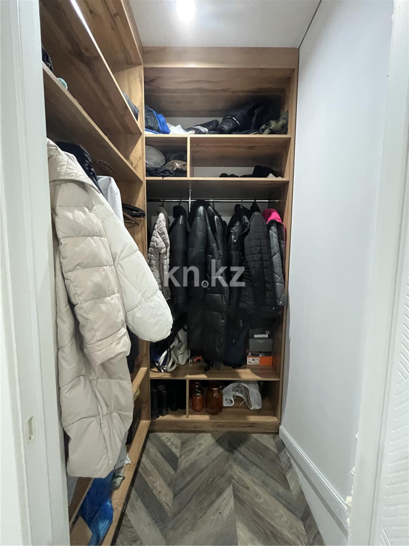 Продажа 4-комнатной квартиры, 110 м², ул. Букетова, дом  60/2 в Караганде - фото 33