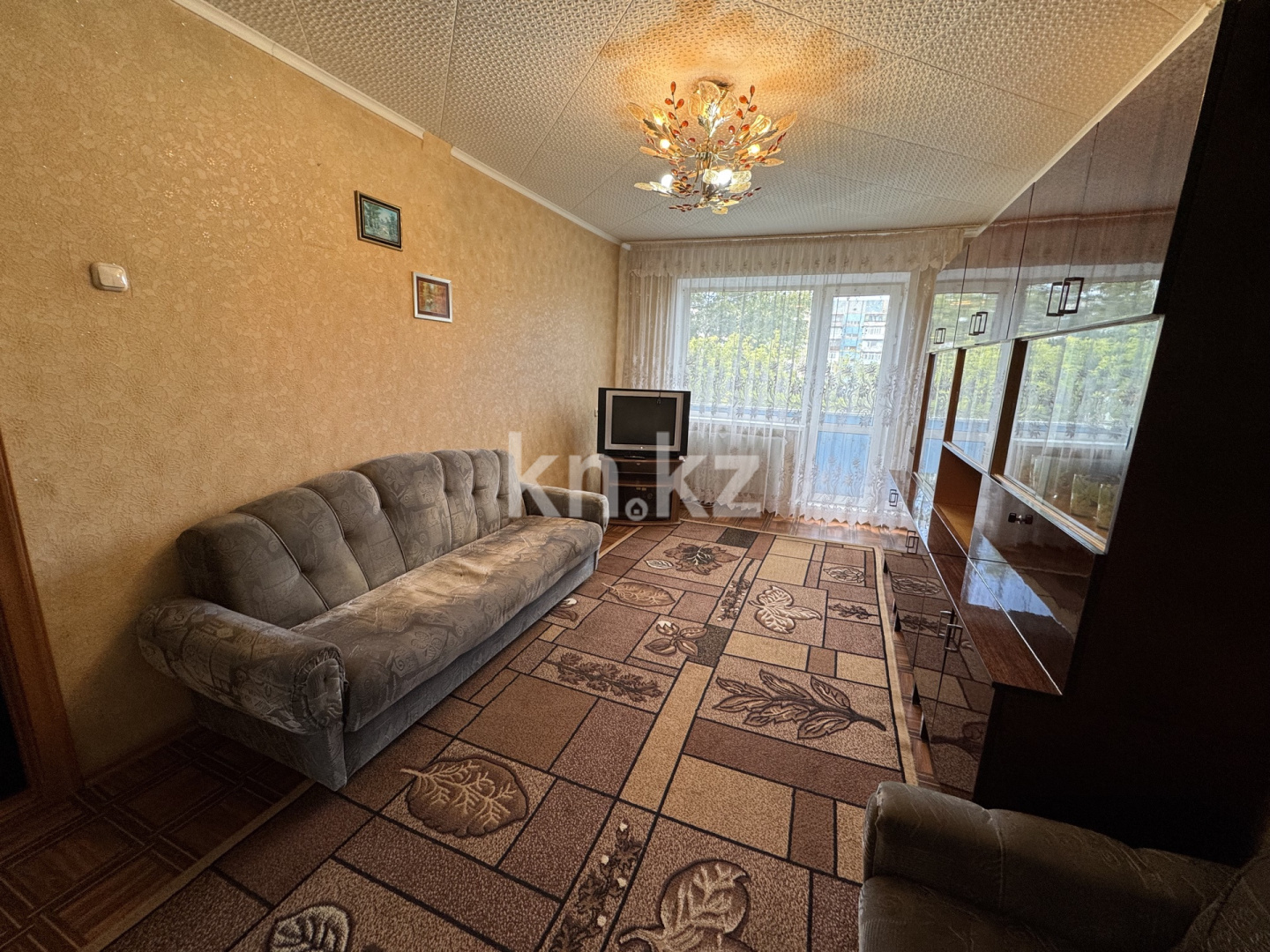 Продажа 2-комнатной квартиры, 44 м², 19 мкр., дом  73 в Караганде