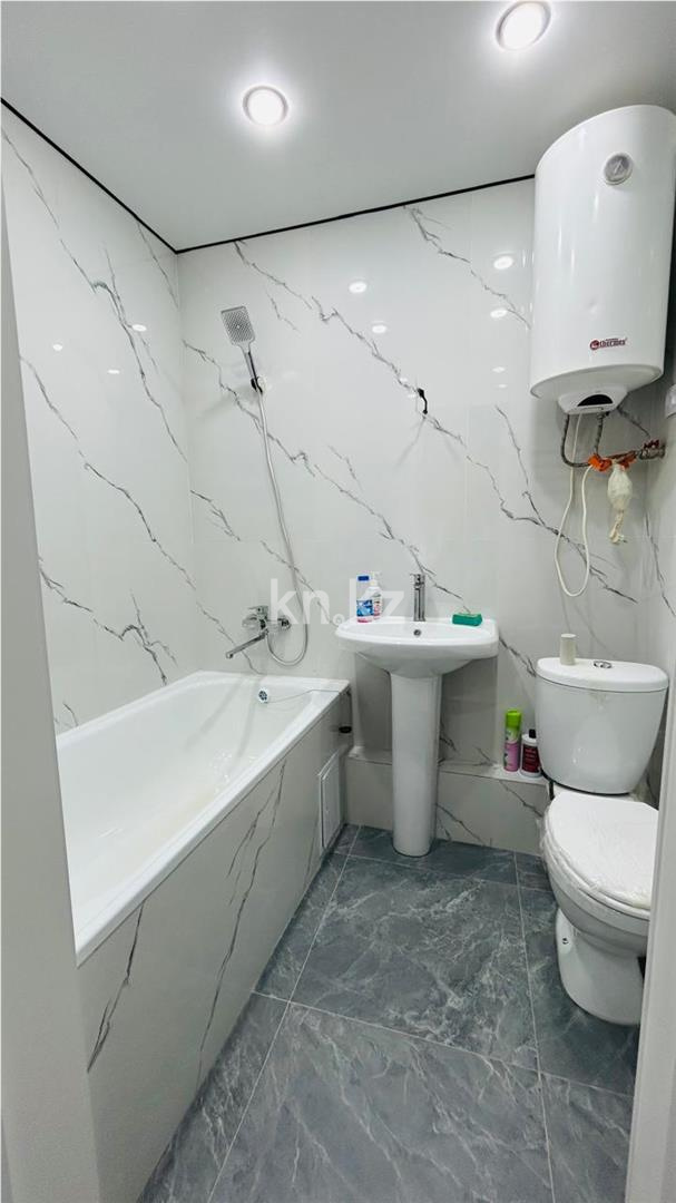 Продажа 2-комнатной квартиры, 39 м² в Караганде - фото 13