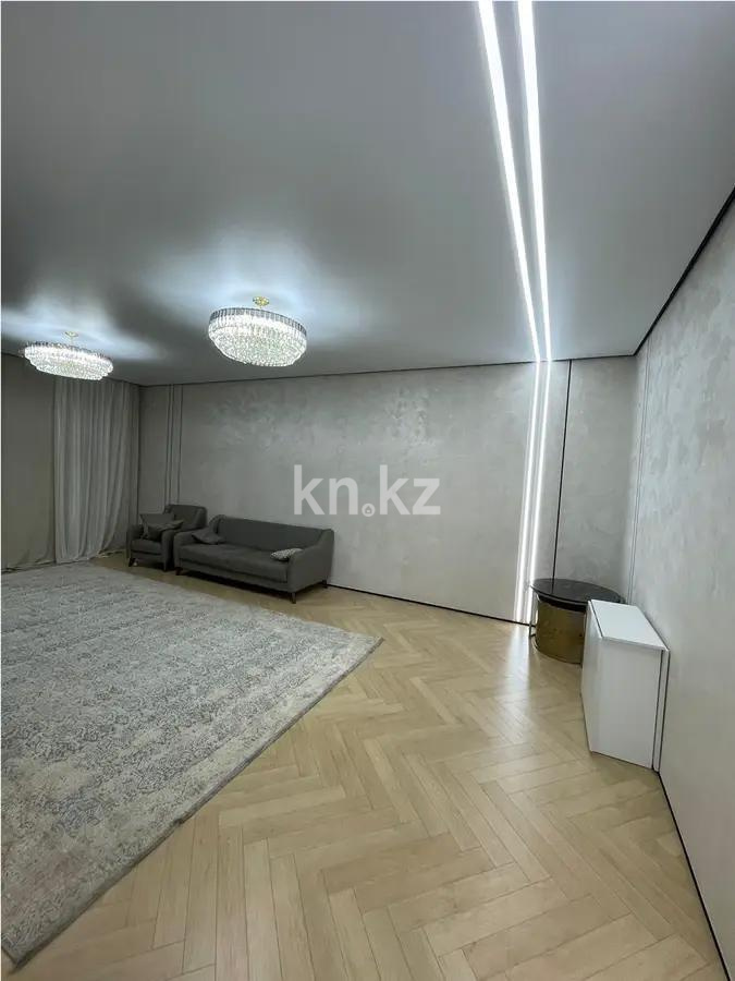 Продажа 3-комнатной квартиры, 111 м², ул. Ахмедьярова, дом  3 в Астане