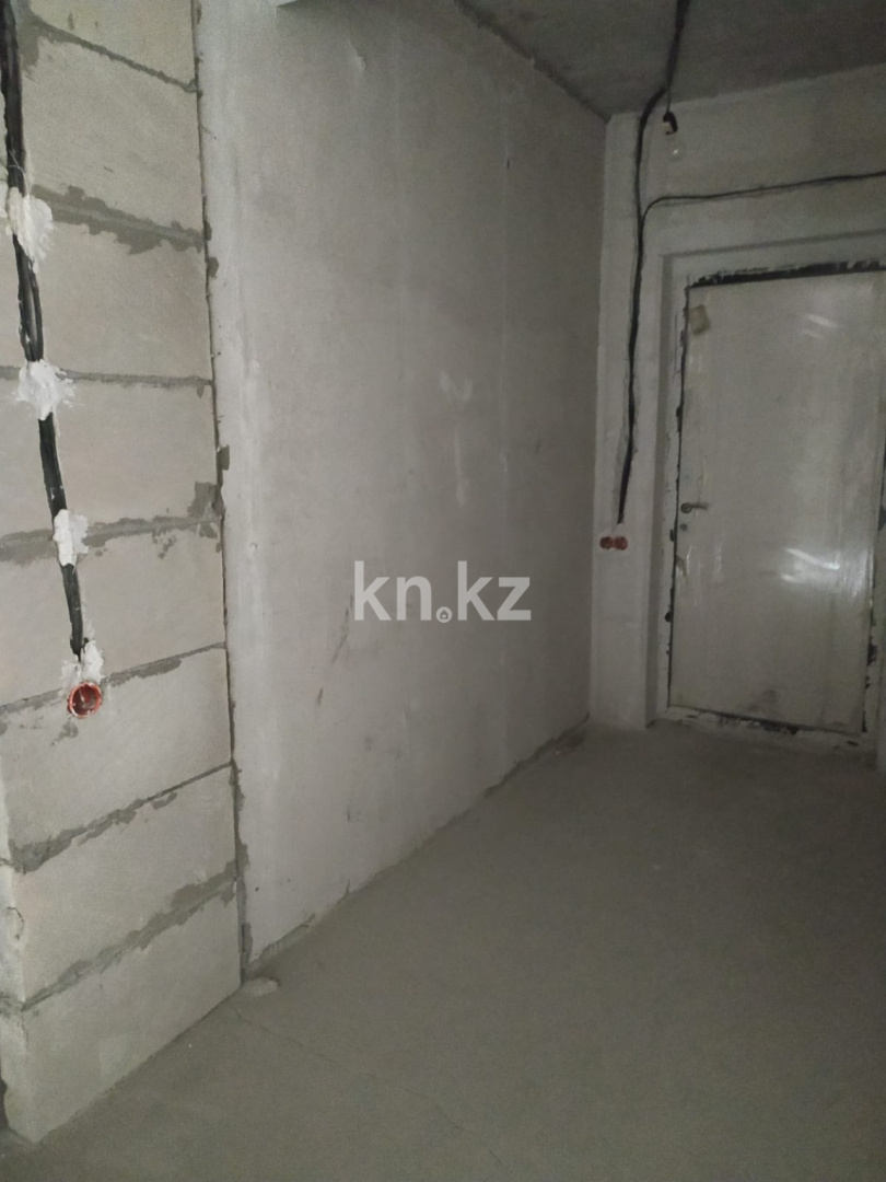 Продажа 3-комнатной квартиры, 98 м², пр. Сейфуллина в Алматы - фото 8