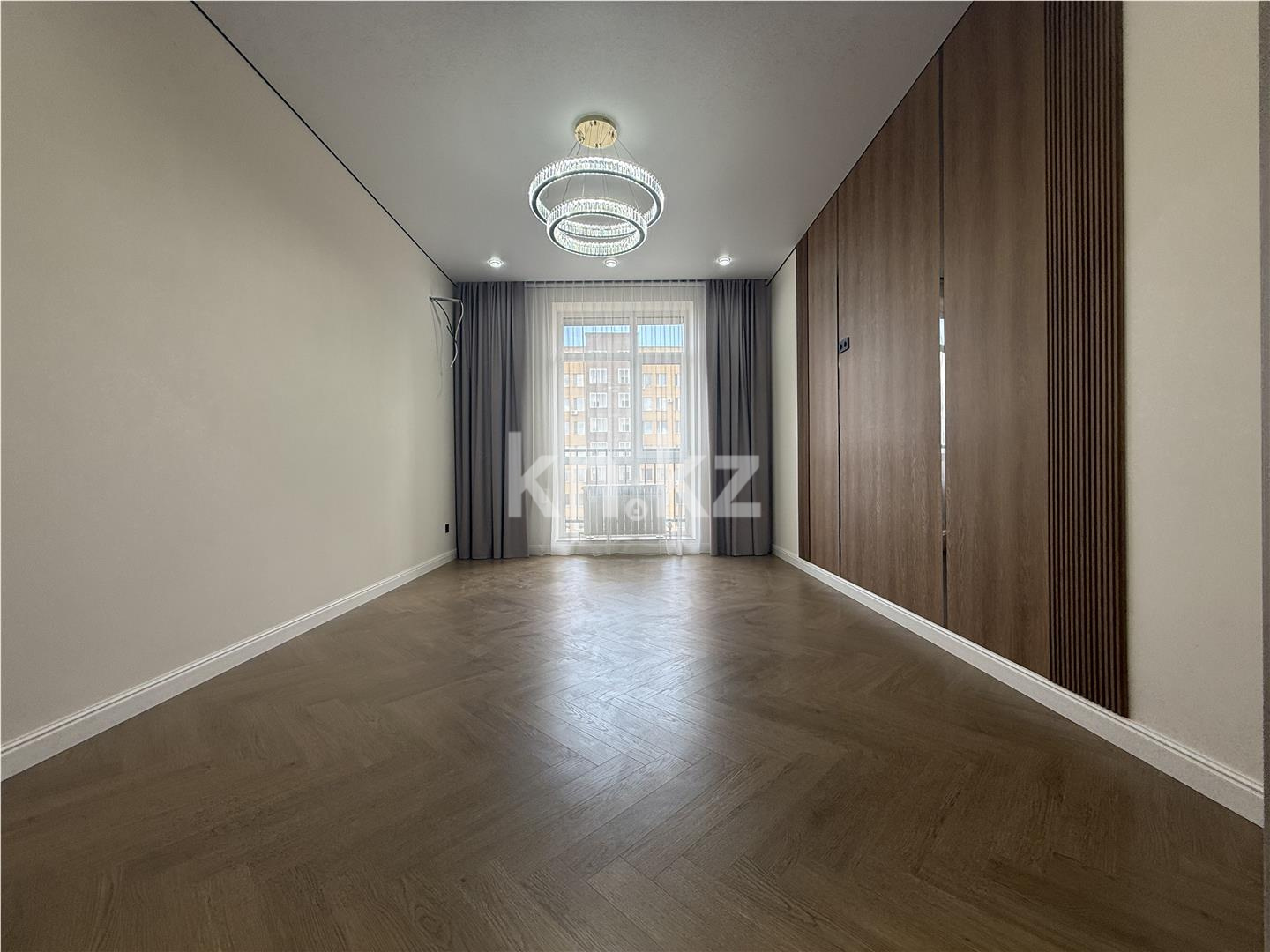 Продажа 4-комнатной квартиры, 111 м² в Караганде