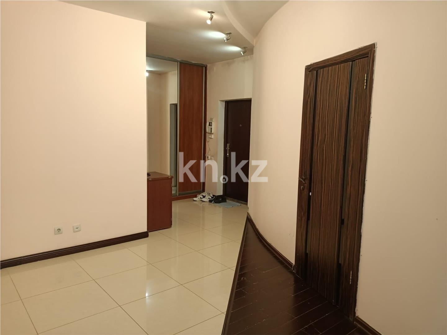 Продажа 4-комнатной квартиры, 133 м² в Астане - фото 4