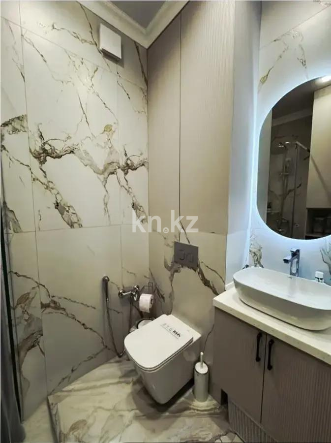 Продажа 2-комнатной квартиры, 40 м², ул. Муканова, дом  51 блок 4 в Караганде - фото 4