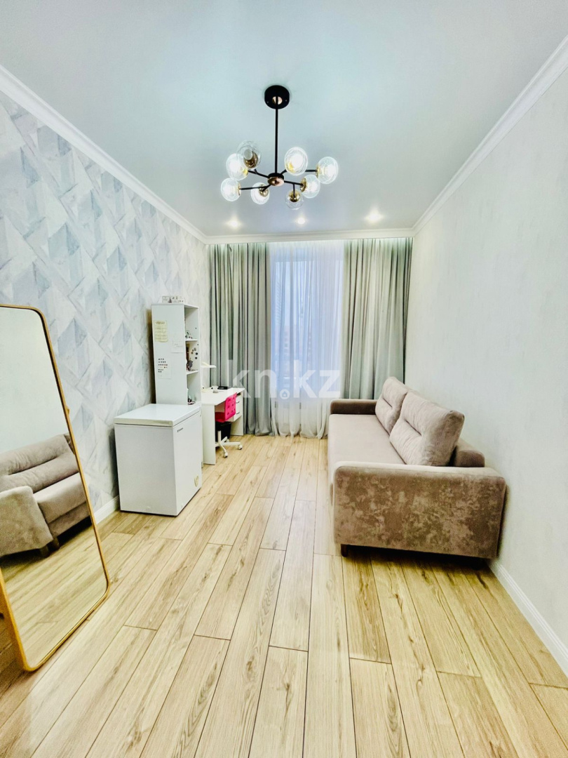 Продажа 2-комнатной квартиры, 68 м², ул. Токпанова в Астане - фото 7