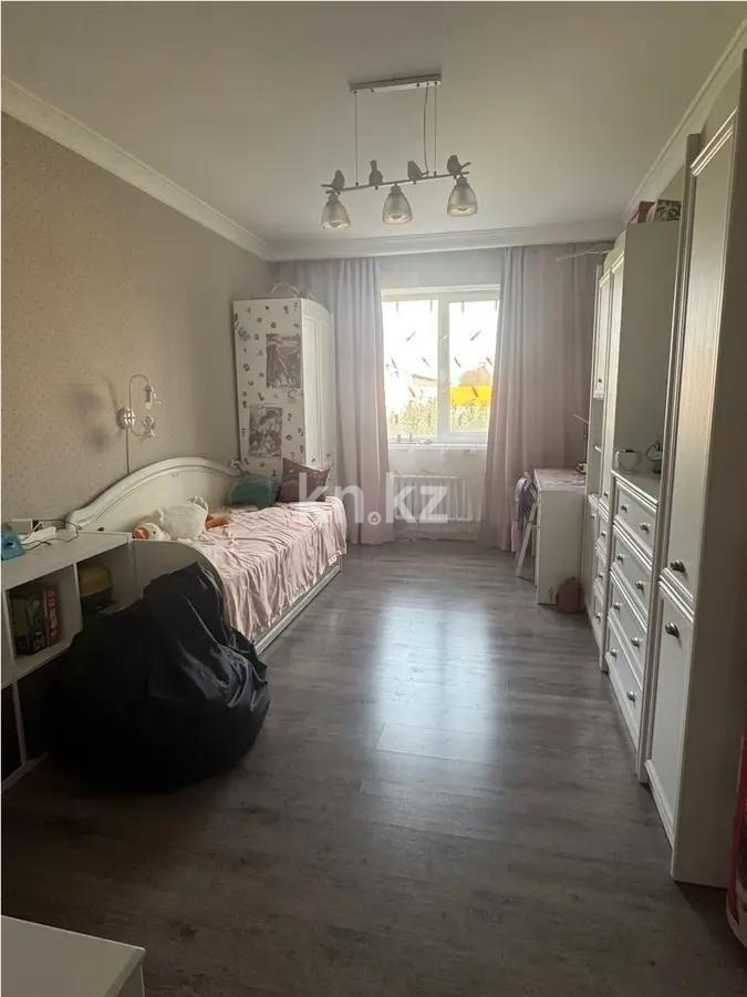 Продажа 4-комнатной квартиры, 104 м² в Алматы