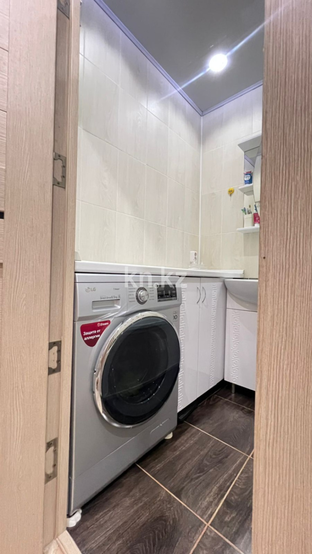 Продажа 3-комнатной квартиры, 64 м², мкр-н Гульдер-1, дом  13 в Караганде - фото 21