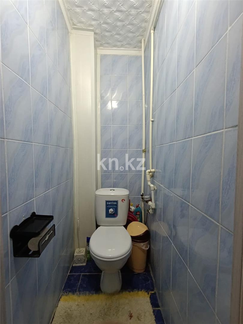 Продажа 3-комнатной квартиры, 60 м², ул. Маметовой, дом  93 в Караганде - фото 4
