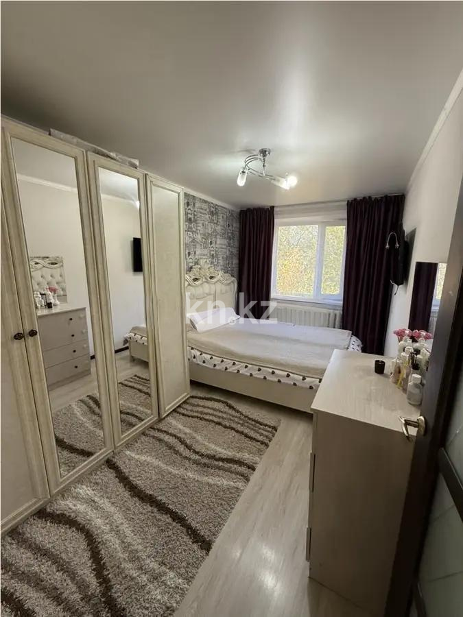 Продажа 3-комнатной квартиры, 62 м², ул. Муканова, дом  16 в Караганде - фото 3