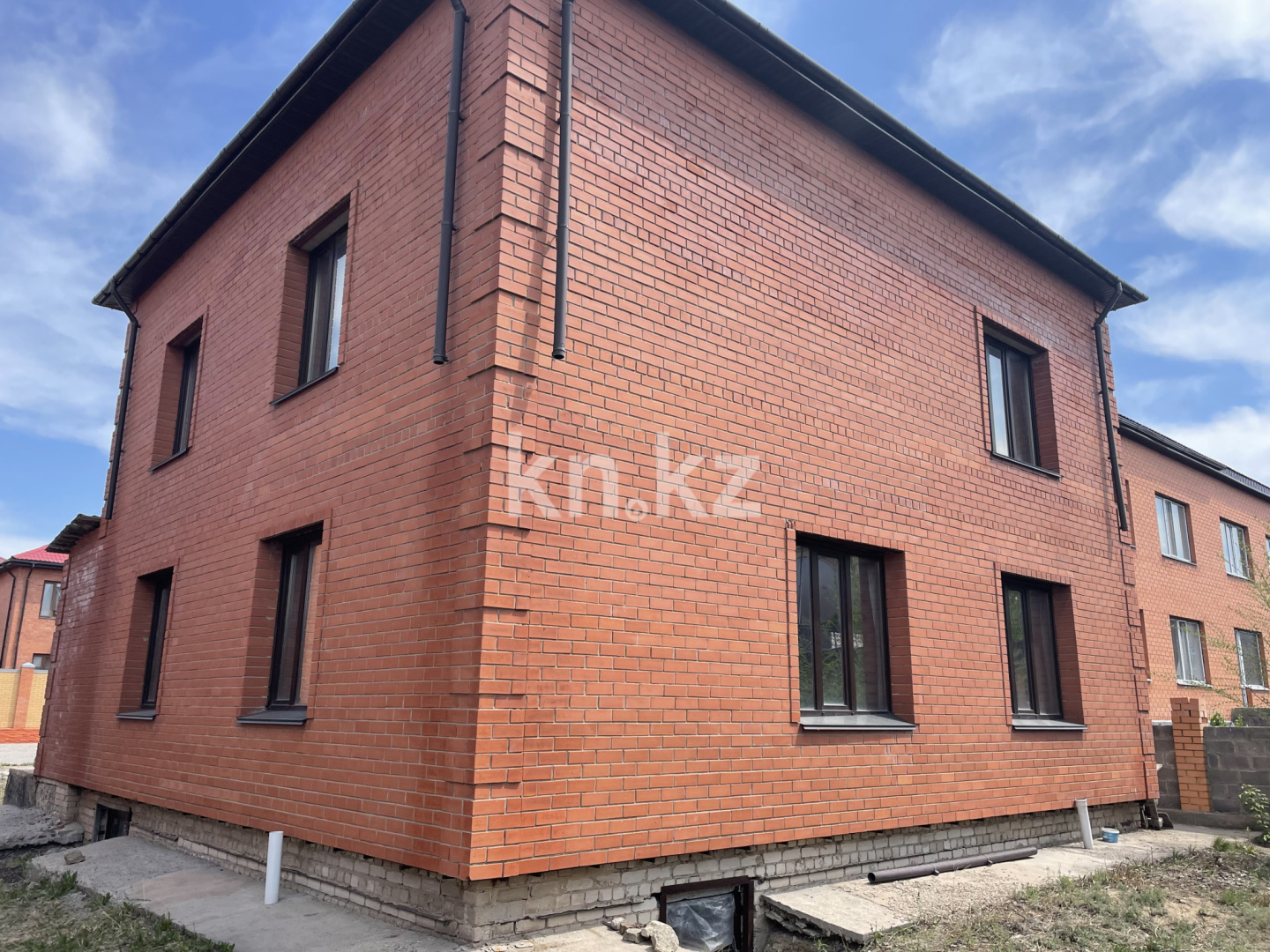 Продажа 7-комнатного дома, 325.8 м², ул. Муканова, дом  45/68 в Караганде - фото 9