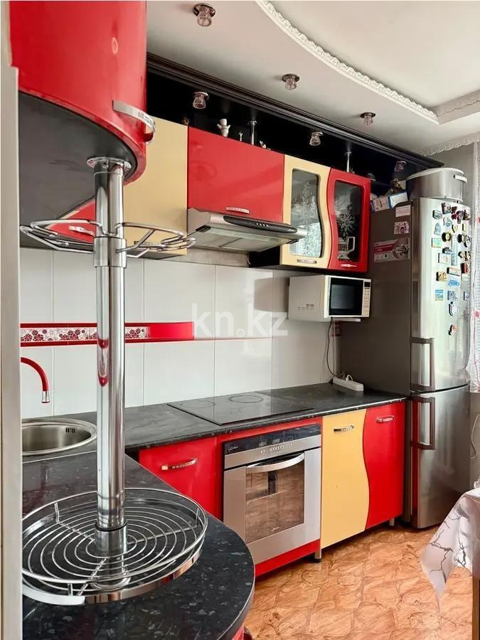 Продажа 3-комнатной квартиры, 63 м², мкр-н Степной-3, дом  3/7 в Караганде - фото 4