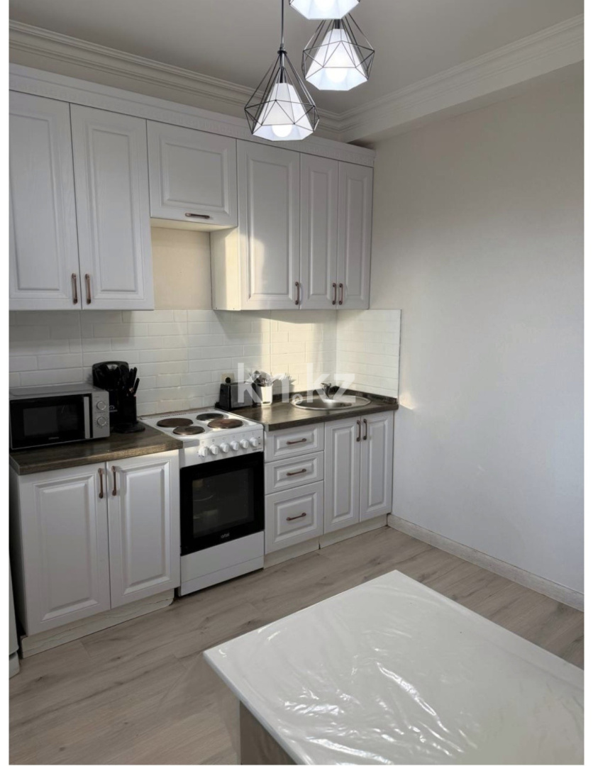 Продажа 1-комнатной квартиры, 42 м² в Астане