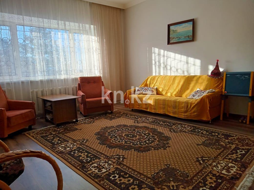 Продажа 5-комнатного дома, 274.6 м², ул. Доскея в Караганде