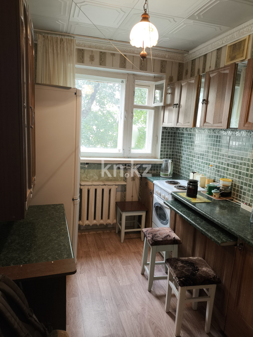 Продажа 3-комнатной квартиры, 58 м², Назарбаева, дом  24 в Павлодаре - фото 6