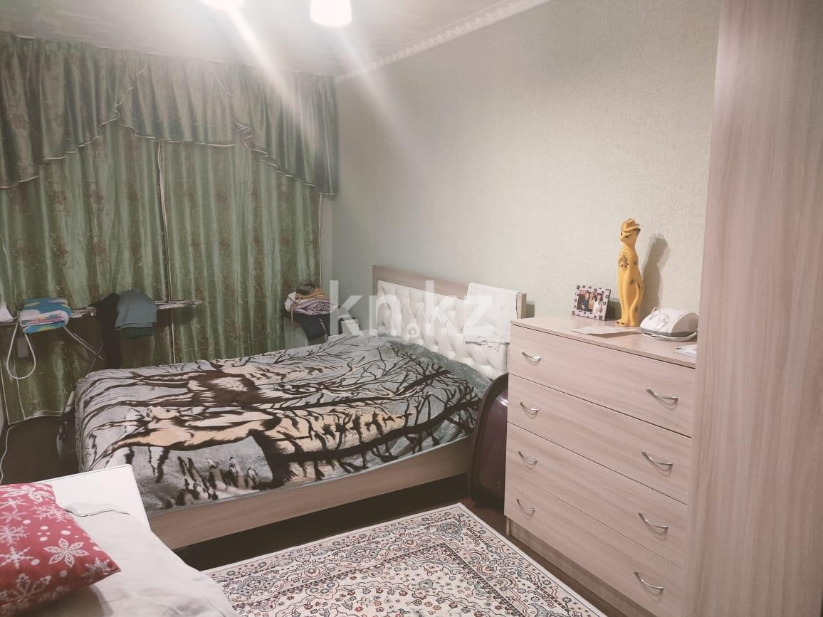 Продажа 3-комнатной квартиры, 60 м², ул. Жекибаева в Караганде - фото 10