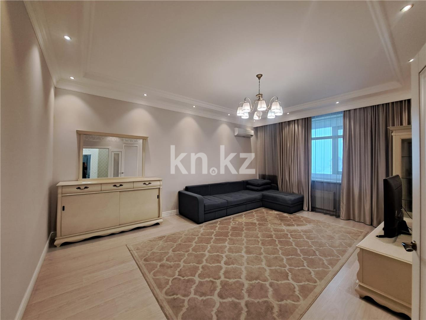 Продажа 2-комнатной квартиры, 80 м² в Астане