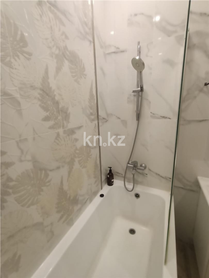 Продажа 4-комнатной квартиры, 90.6 м² в Астане - фото 44