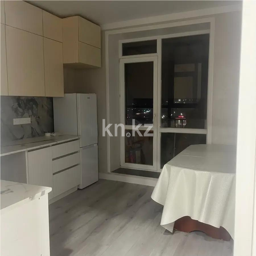 Продажа 1-комнатной квартиры, 40 м², мкр-н Голубые Пруды, дом  7/14 в Караганде - фото 2