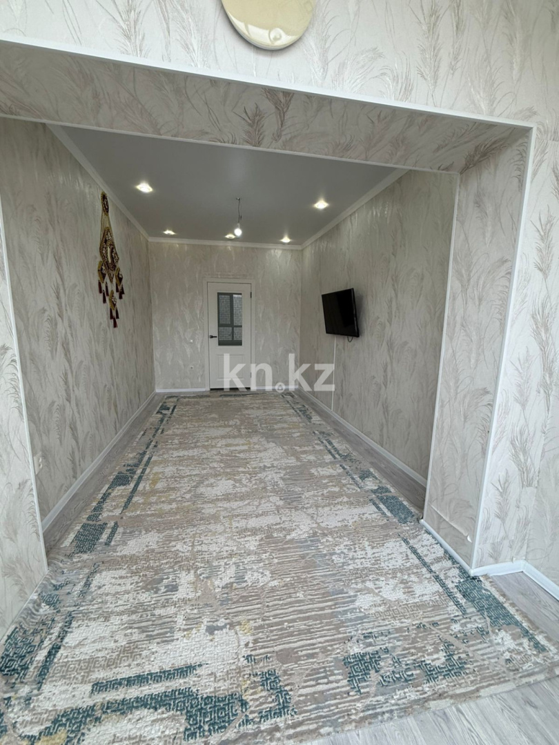 Продажа 2-комнатной квартиры, 62.8 м² в Уральске - фото 9