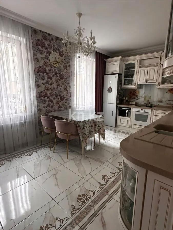 Продажа 5-комнатной квартиры, 252 м² в Астане - фото 5